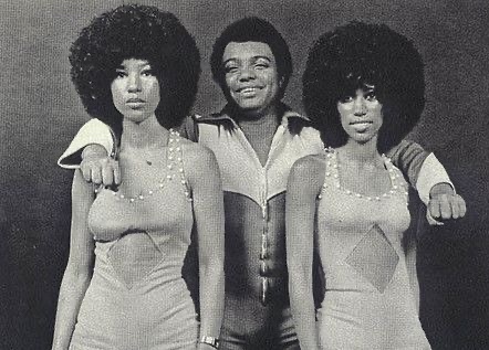 Does my Afro make you uncomfortable ? | 𝙰𝚏𝚛𝚘 𝙳𝚎𝚟𝚎𝚕𝚘𝚙𝚖𝚎𝚗𝚝 𝙸𝚗&nbsp;𝙷𝚒𝚜𝚝𝚘𝚛𝚢